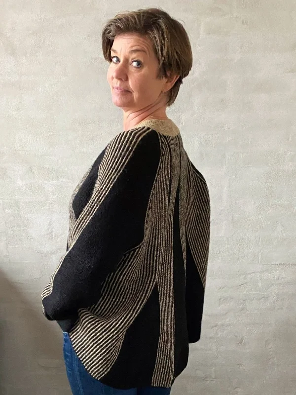 Ballerina jacket by Hanne Falkenberg, knitting pattern