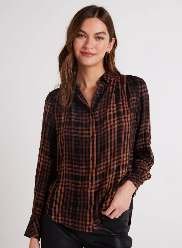 PLAID PLEATED BUTTON DOWN SHIRT